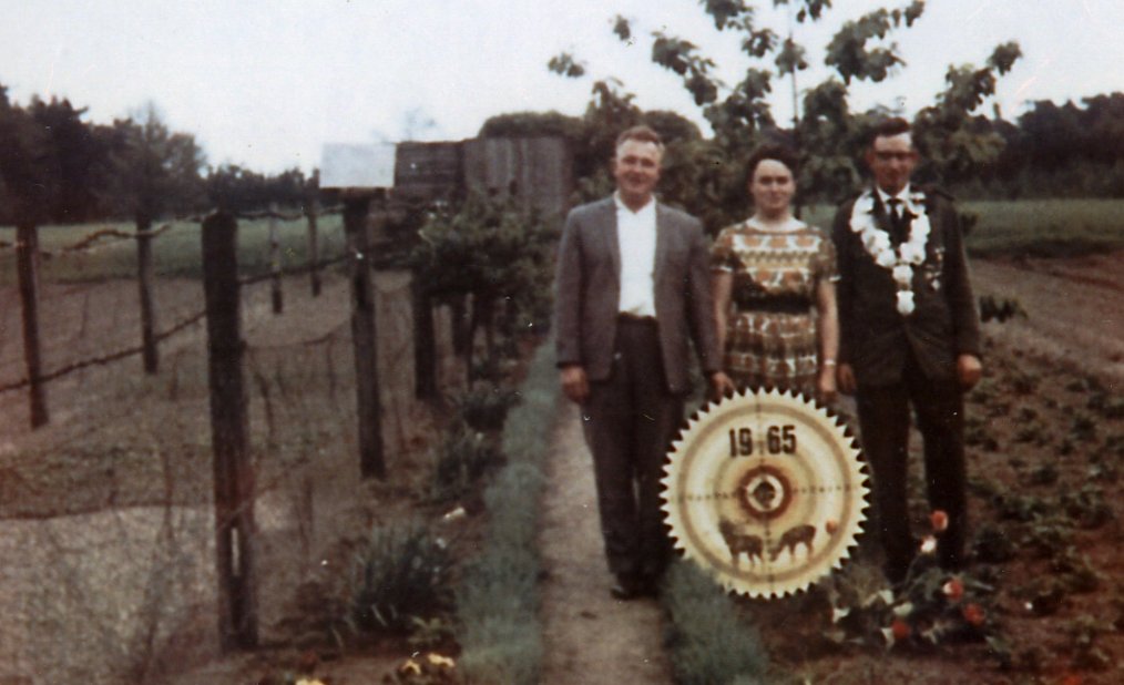 Krug zum gr&uuml;nen Kranze