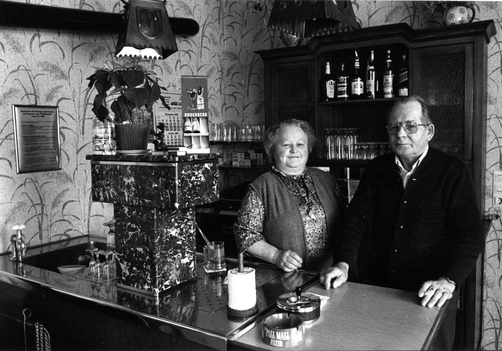 Krug zum gr&uuml;nen Kranze